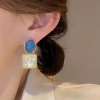 Diamante asimétrico elegante atmosférico aretes para mujeres nicho sentido del diseño moda único aretes temperamento exagerado orejeras details Picture